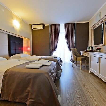 Hotel 19 Μπατούμι Εξωτερικό φωτογραφία